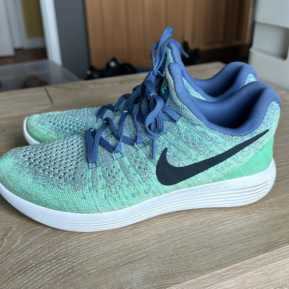 Nike Lunarepic Low Flyknit 2 Women's Size 8.5 Running TF bluemoon/vaporgreen - Picture 2 of 7